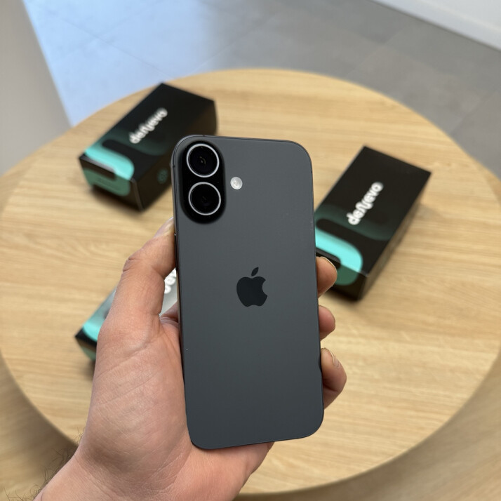 iPhone 17 256GB - Black iPhone 17 256GB - Black