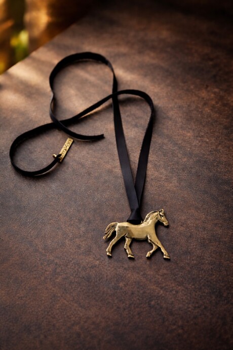 Horsy Necklace Negro / Dorado
