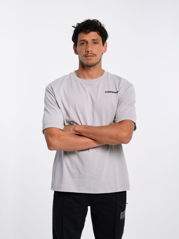 Remera Retro Big Logo Umbro Hombre 592