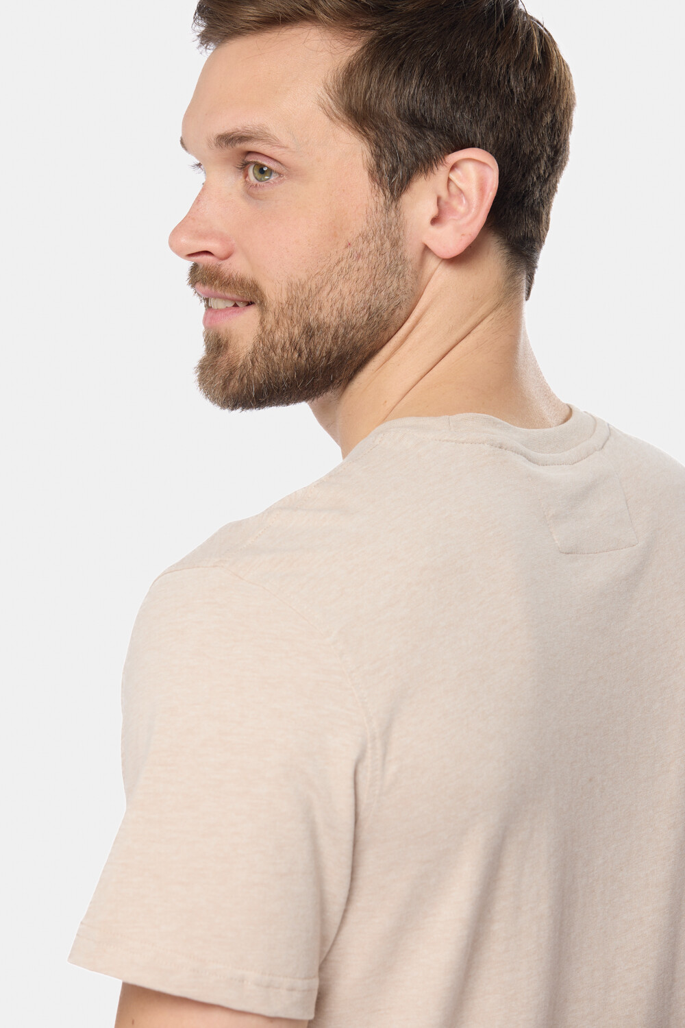 REMERA ESTAMPADA Beige