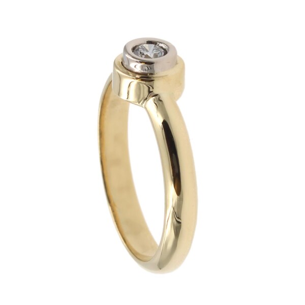 Anillo de oro 18k con brillante (N5004) adaptamos nuestros anillos a medida* Anillo de oro 18k con brillante (N5004) adaptamos nuestros anillos a medida*