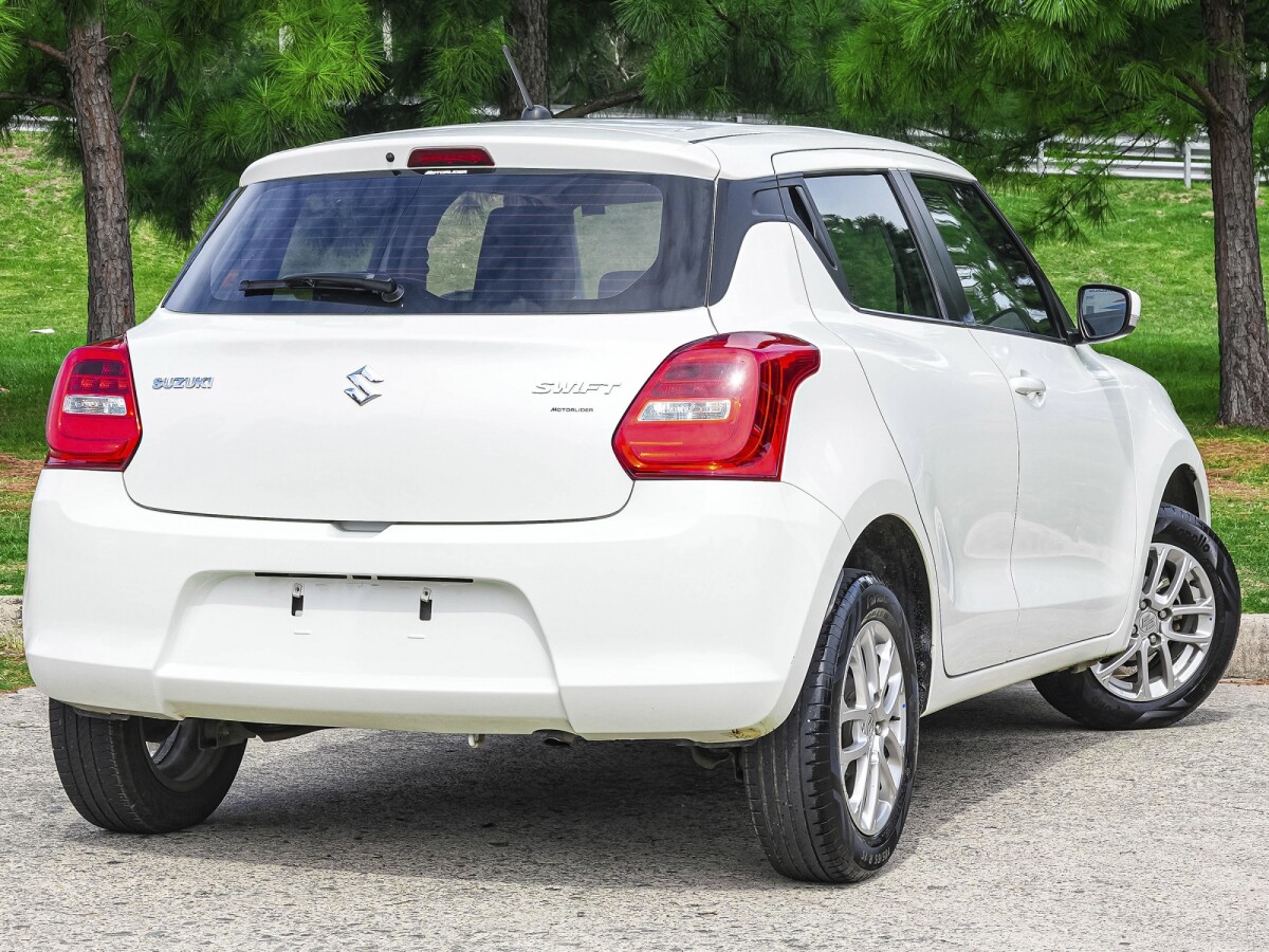 Suzuki Swift GL 1.2 EXCELENTE ESTADO! | Permuta / Financia Suzuki Swift GL 1.2 EXCELENTE ESTADO! | Permuta / Financia