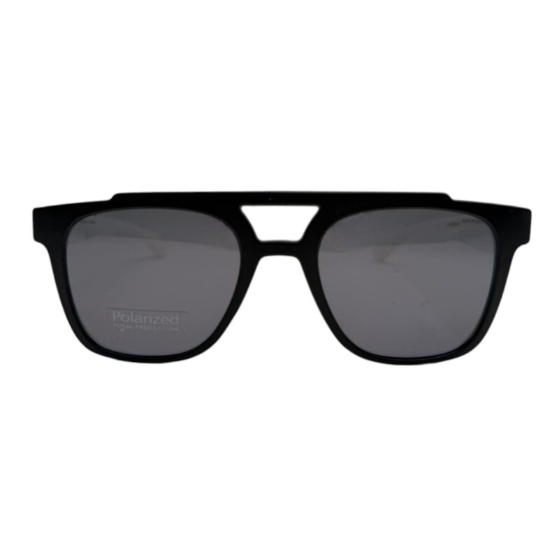 RG237320 negrouniforme
