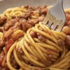 Tallarines con Salsa Boloñesa