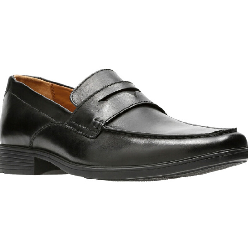 Zapatos de cueros (Mauricio Paredes) Zapatos de cueros (Mauricio Paredes)