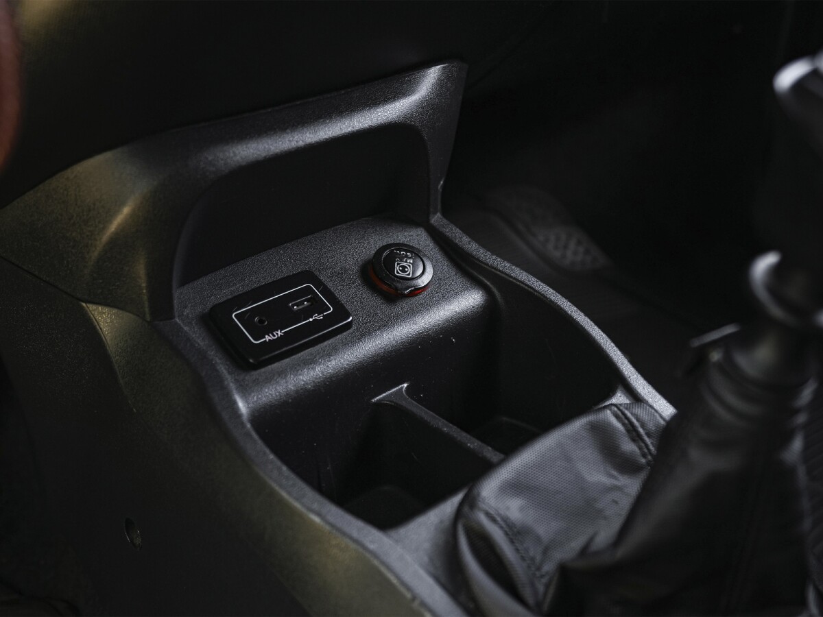 Fiat Uno Evo Sporting 1.4 Extra Full| Permuta / Financia Fiat Uno Evo Sporting 1.4 Extra Full| Permuta / Financia