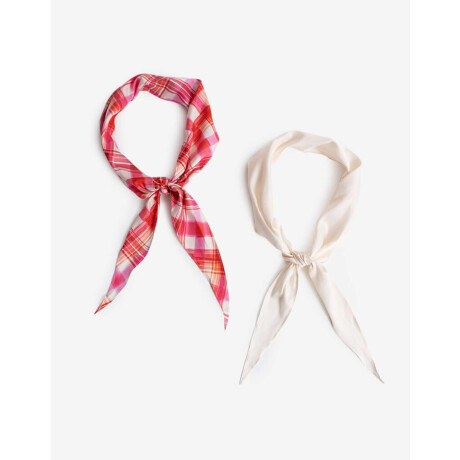 Set De Pañuelos Estampado Escoces