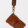 Porta Celular Maldiva En Cuero Grabado Big Croco Cuoio