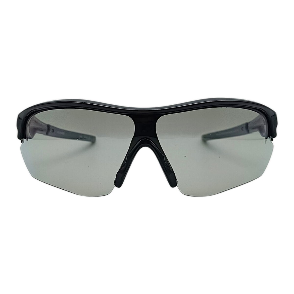 MO002821 - negrocombinado 