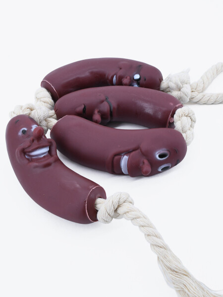 JUGUETE SALCHICHA MARRON