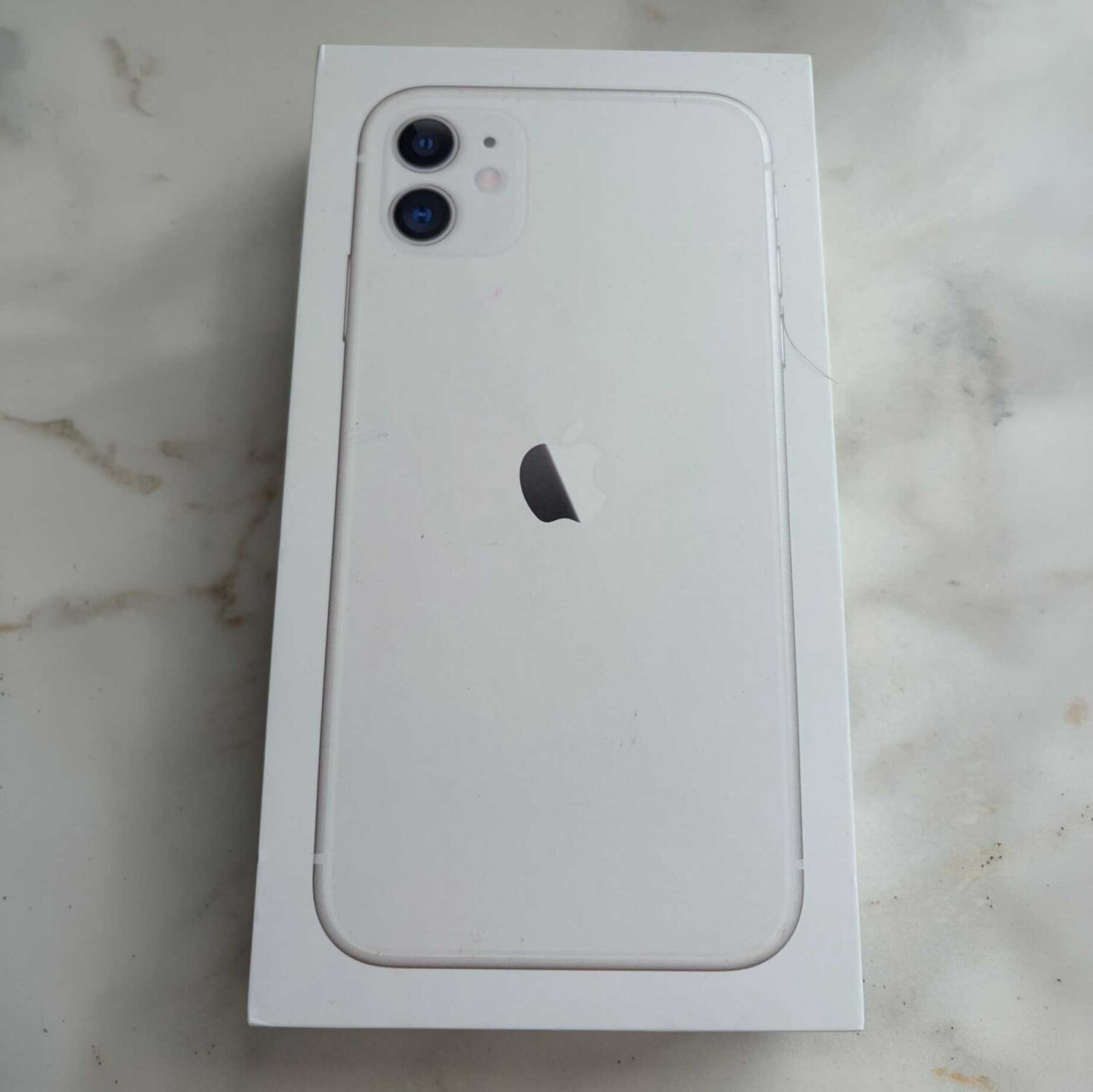iPhone 11 64GB - White — denuevo