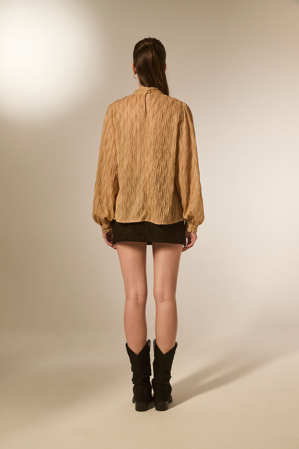Blusa Rivane Beige Oscuro