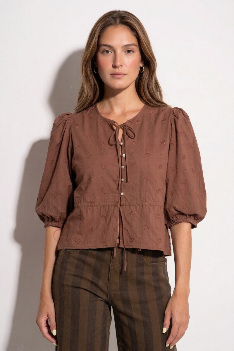 Blusa Broderie Mocha