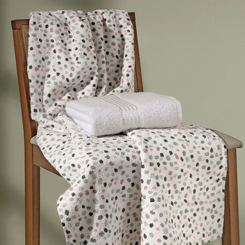 Toalla Baño Estampada Prisma 100% Algodón 70x140 cm SERENA