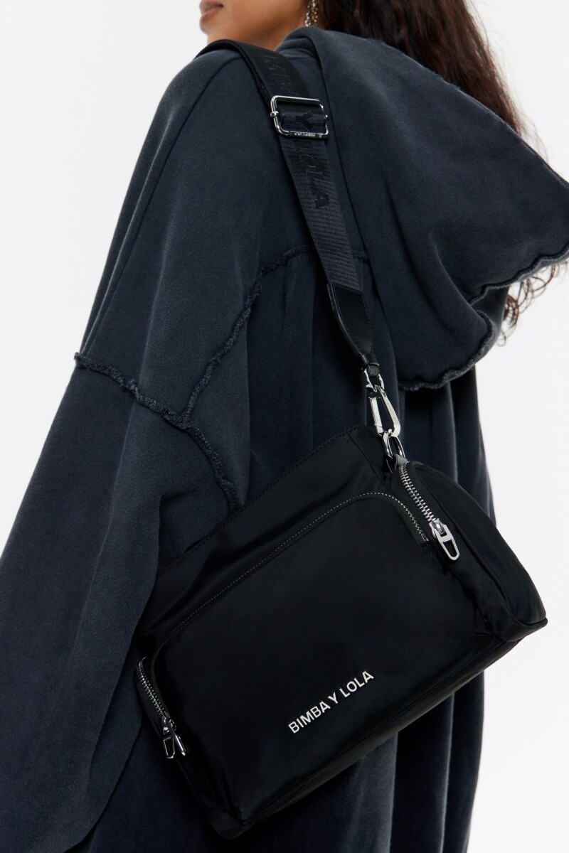 BOLSO BANDOLERA MEDIANO NYLON Negro
