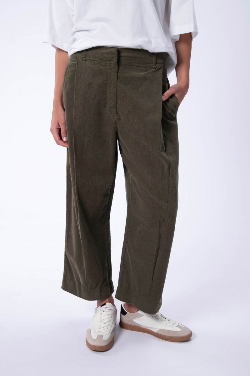 Pantalón de micropana ancho pinzas Verde