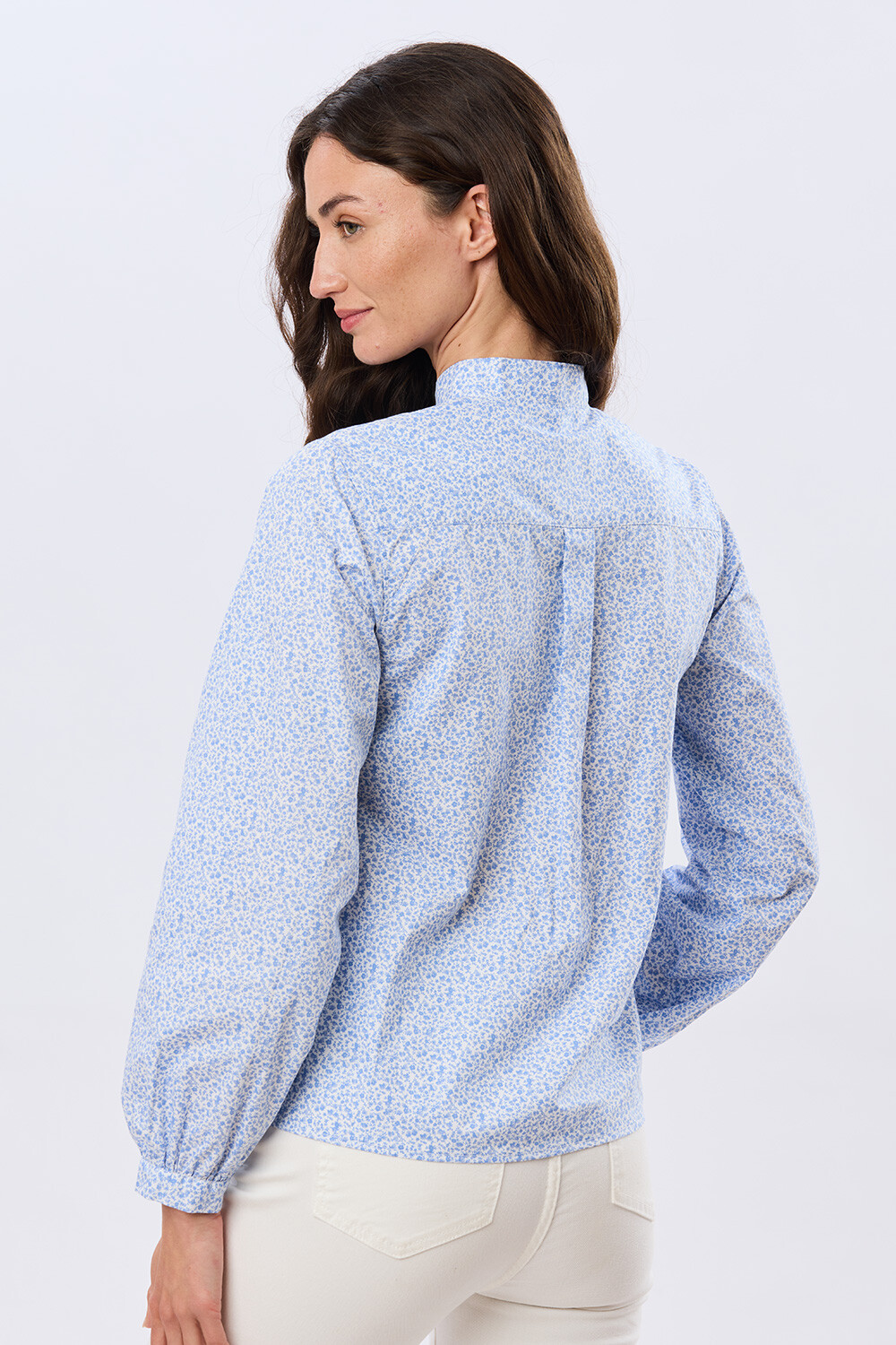 CAMISA ESTAMPADA CON FRUNCES Celeste