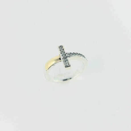 Anillo de plata 925, double en oro 18 ktes y circonias. Anillo de plata 925, double en oro 18 ktes y circonias.