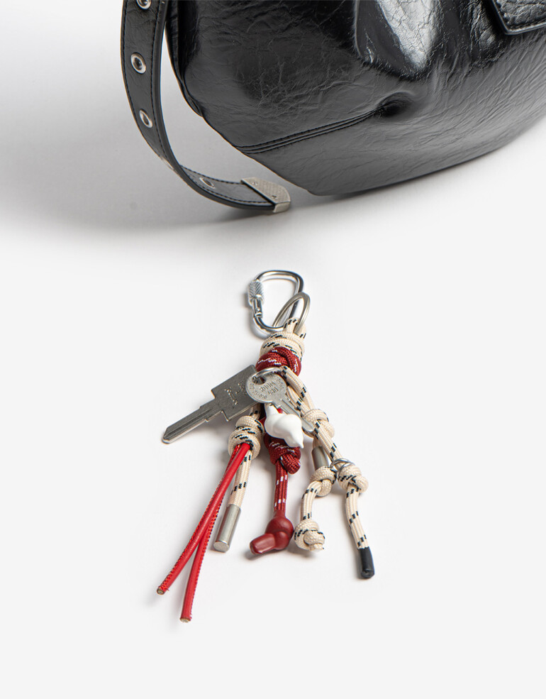 Saca Saca Con Charm - Negro