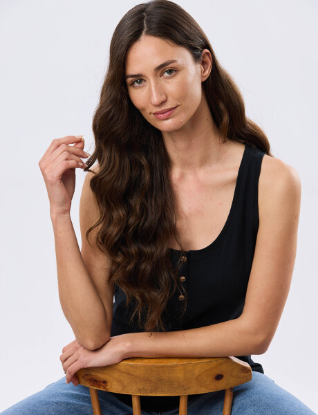 MUSCULOSA BÁSICA DE ALGODÓN Negro