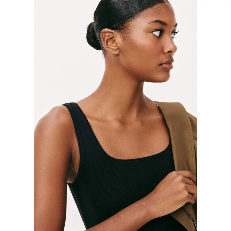 BLUSA SM FEM PRETO ESCURO