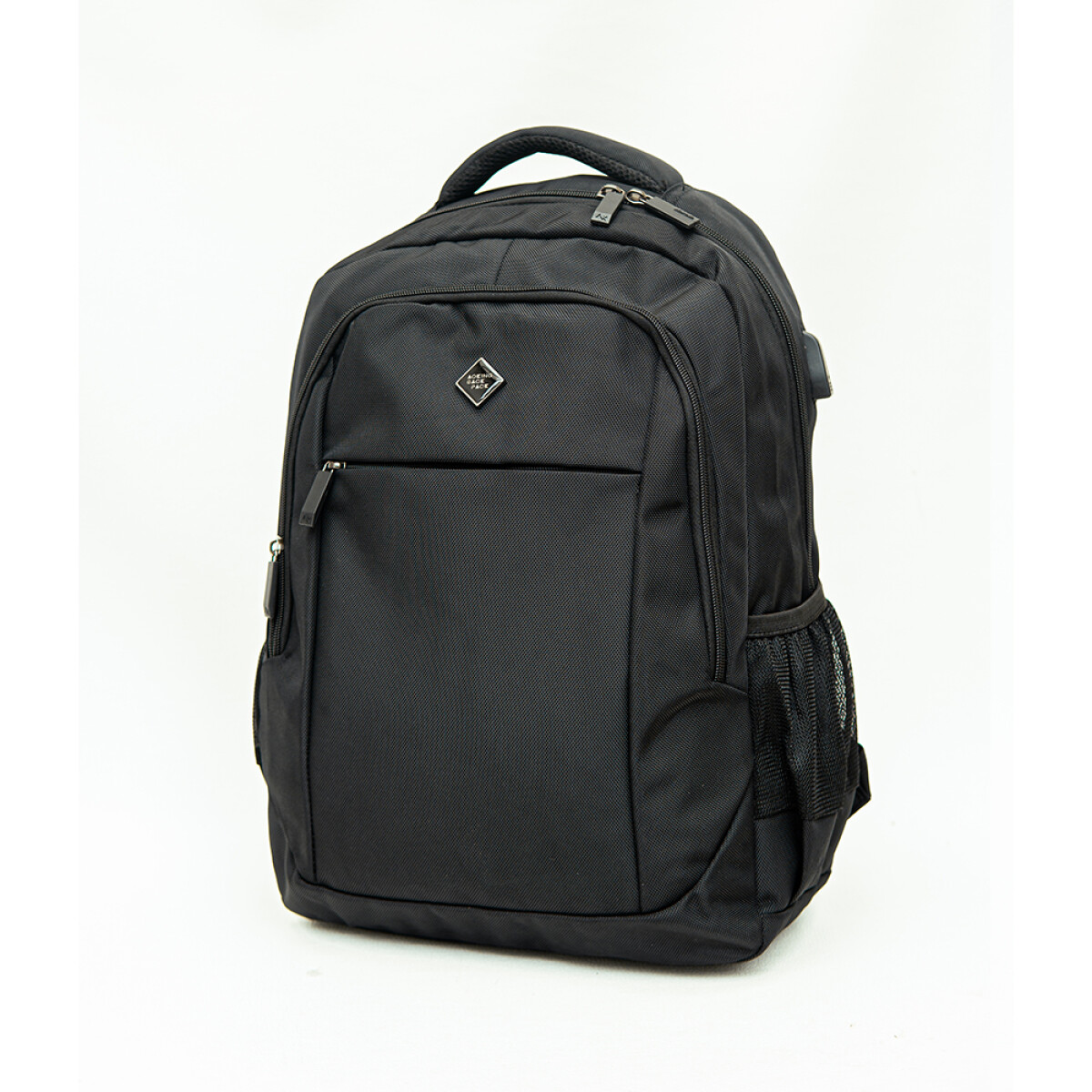 Mochila Aoking con USB - Negro 