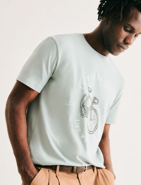 CAMISETA CON ESTAMPA VERDE