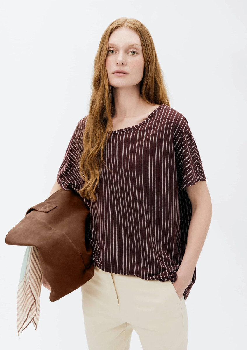 BLUSA MANGA CORTA ESTAMPADA - BORDEAUX 