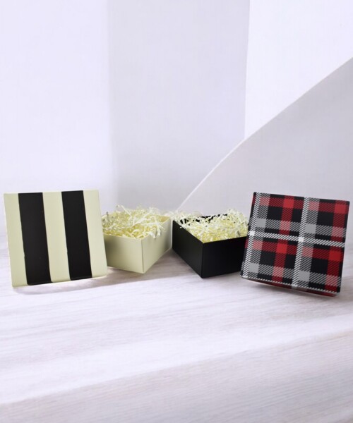 Caja laminada 04 - 12x12x6 cm SURTIDO FANTASIA