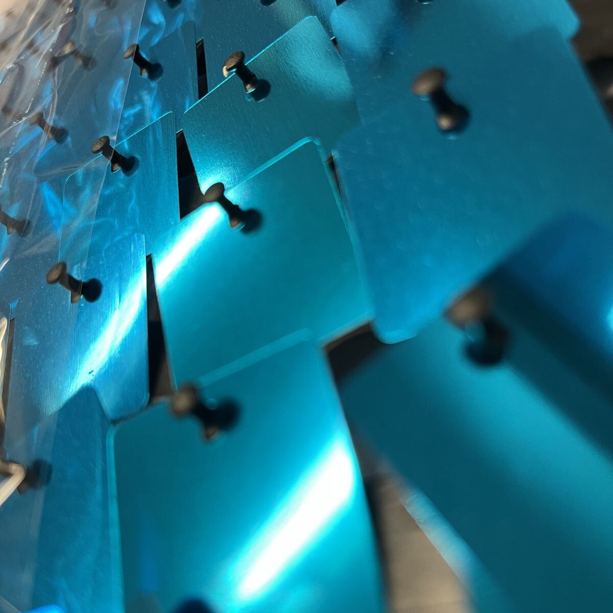 Shimmer Cuadrado Encastrable Fondo Negro - Turquesa 