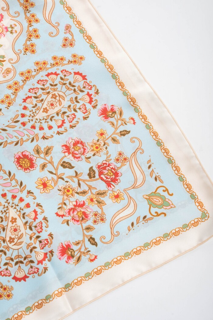 Bandana Print Celeste