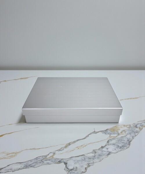 Caja Rigida 26 x 35,5 x 7 PLATA