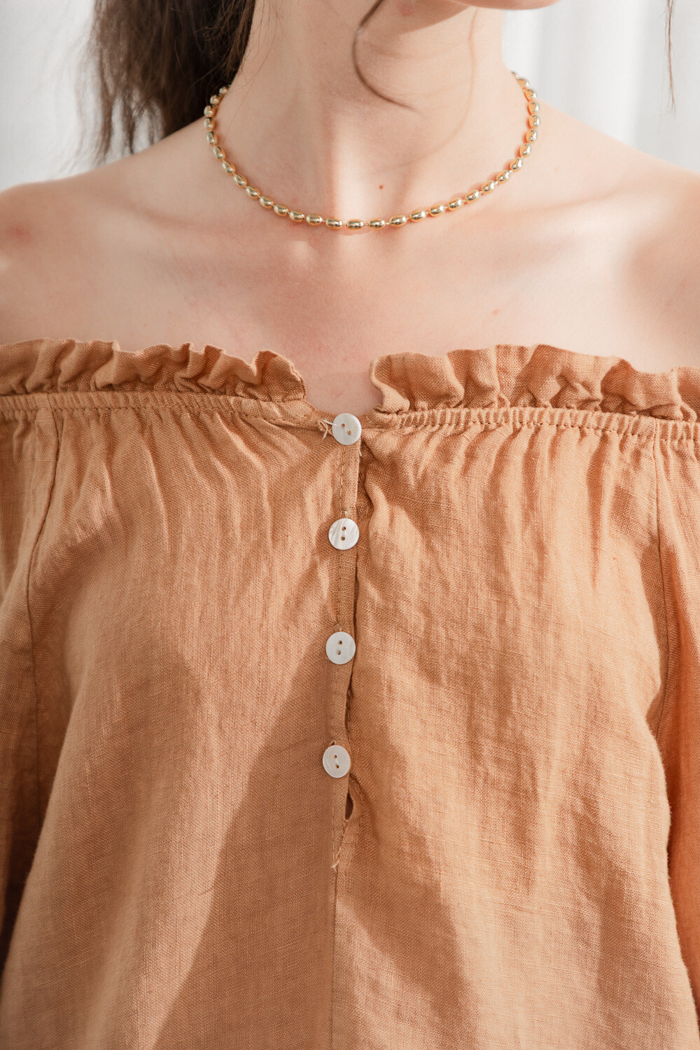 Blusa Leontina Camel