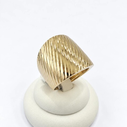 Anillo labrado Oro 9 Kt Anillo labrado Oro 9 Kt