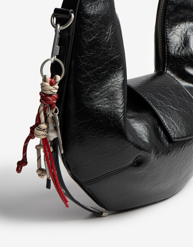 Saca Saca Con Charm - Negro