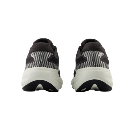 New Balance W880 BLACK/WHITE