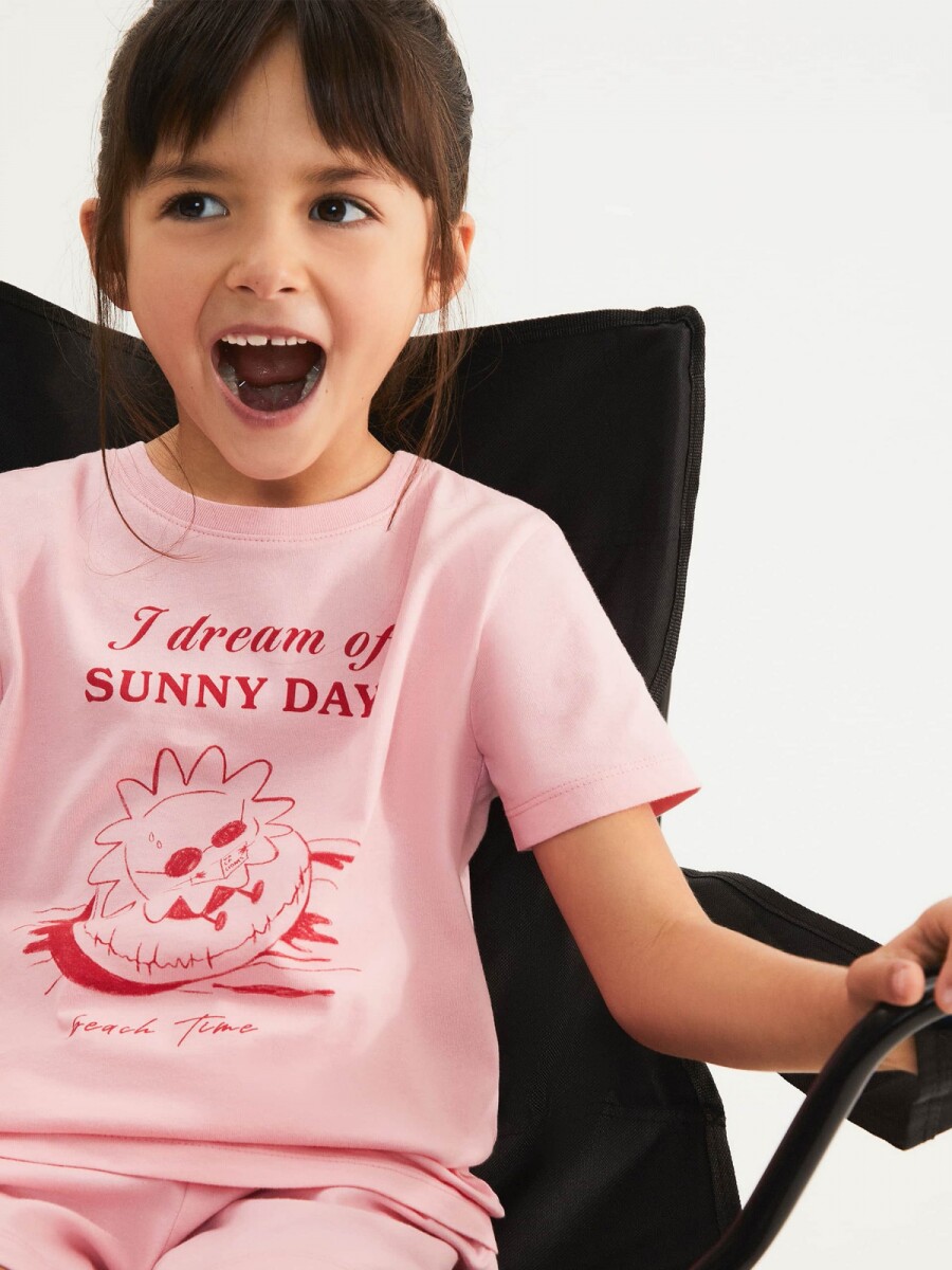 CAMISETA BÁSICA INFANTIL CON ESTAMPA - ROSADO 