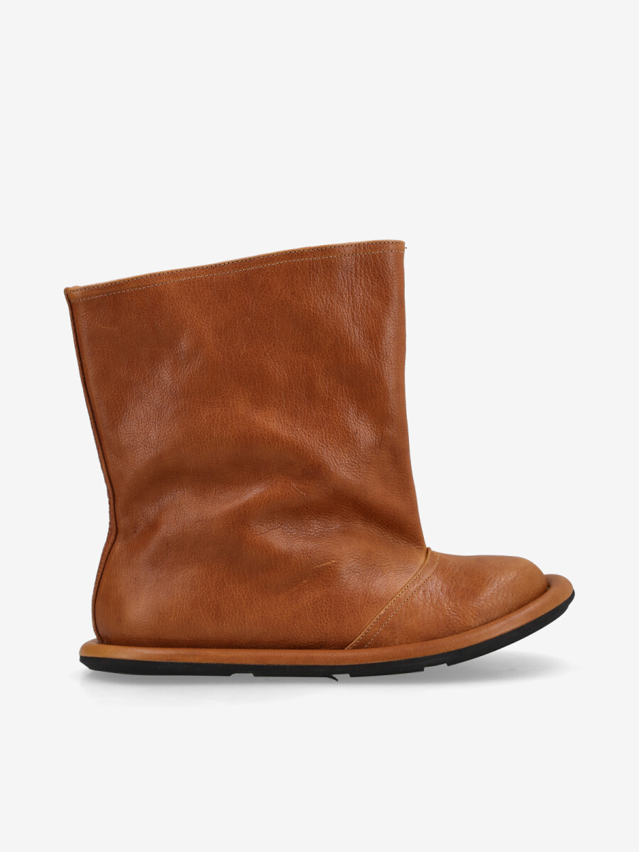 BOTA LINA 