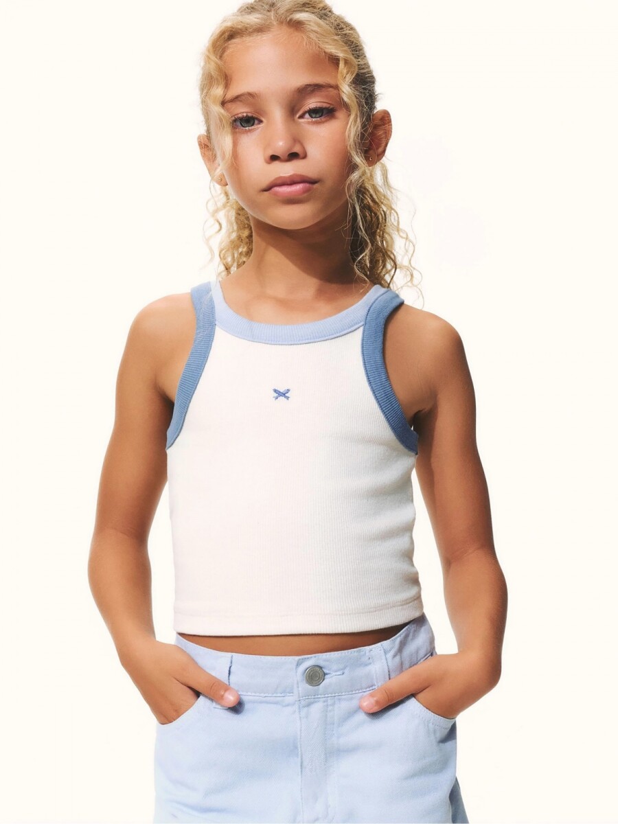 MUSCULOSA INFANTIL CON BORDADO - BLANCO 