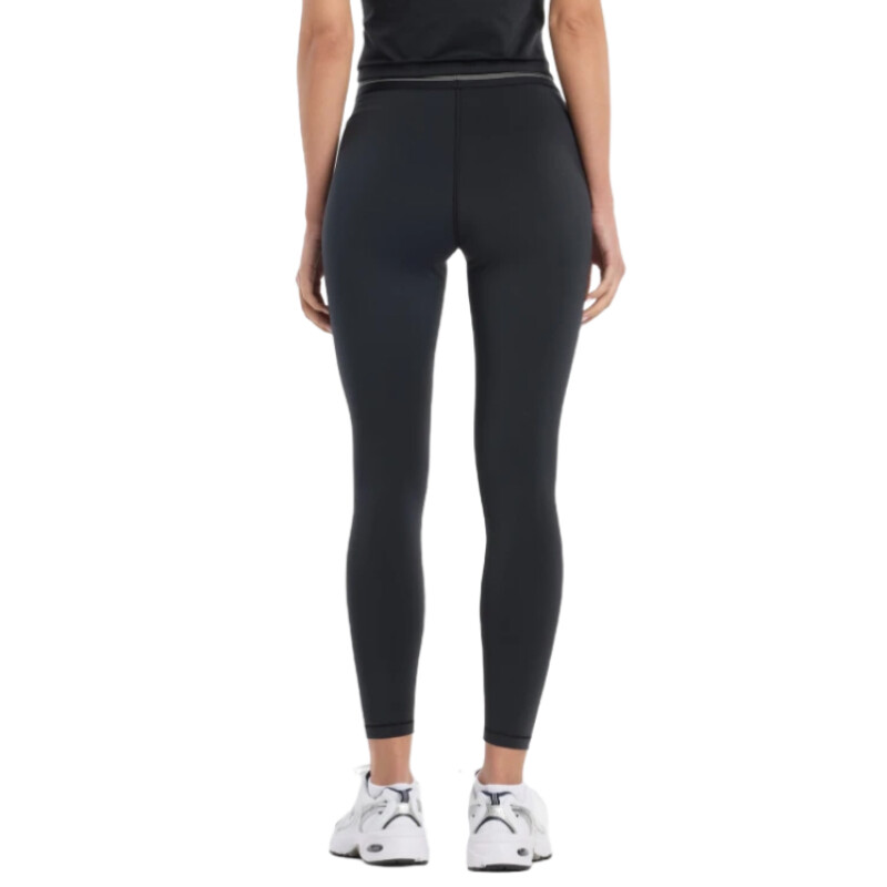 Calza New Balance AC leggins 25" - Negro Calza New Balance AC leggins 25" - Negro