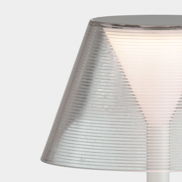 Lámpara de mesa inalámbrica cálida 7W ASHAI IP54 BA0400