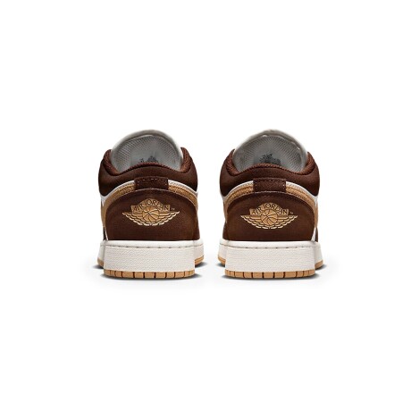 AIR JORDAN 1 LOW SE Brown