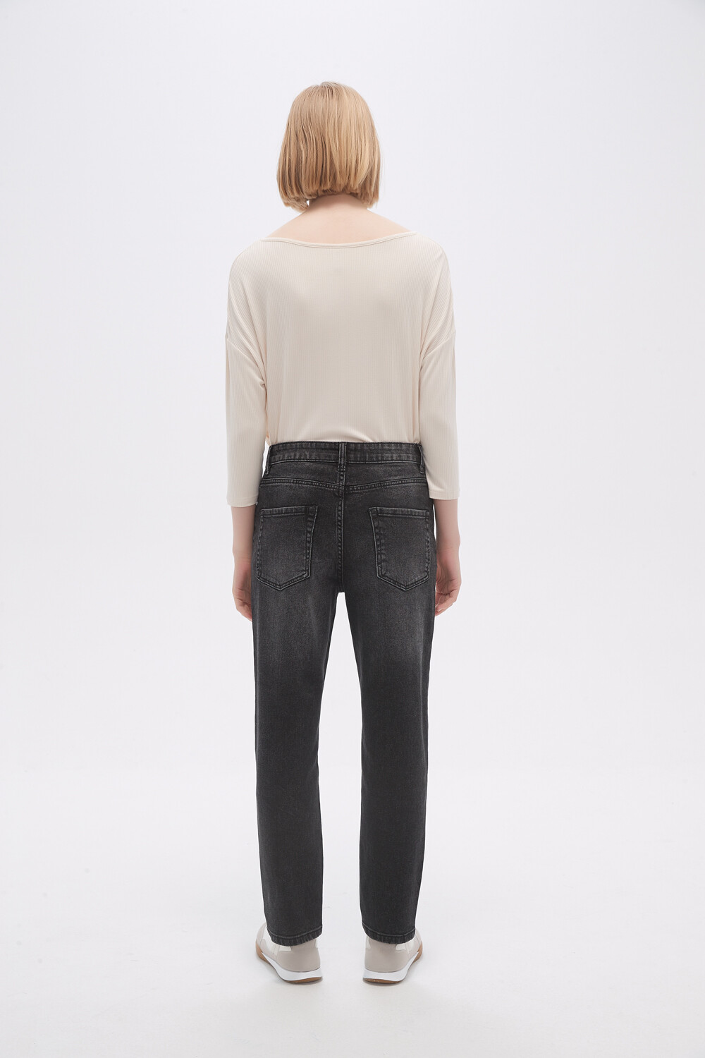 Pantalon Jeaniu Gris Oscuro