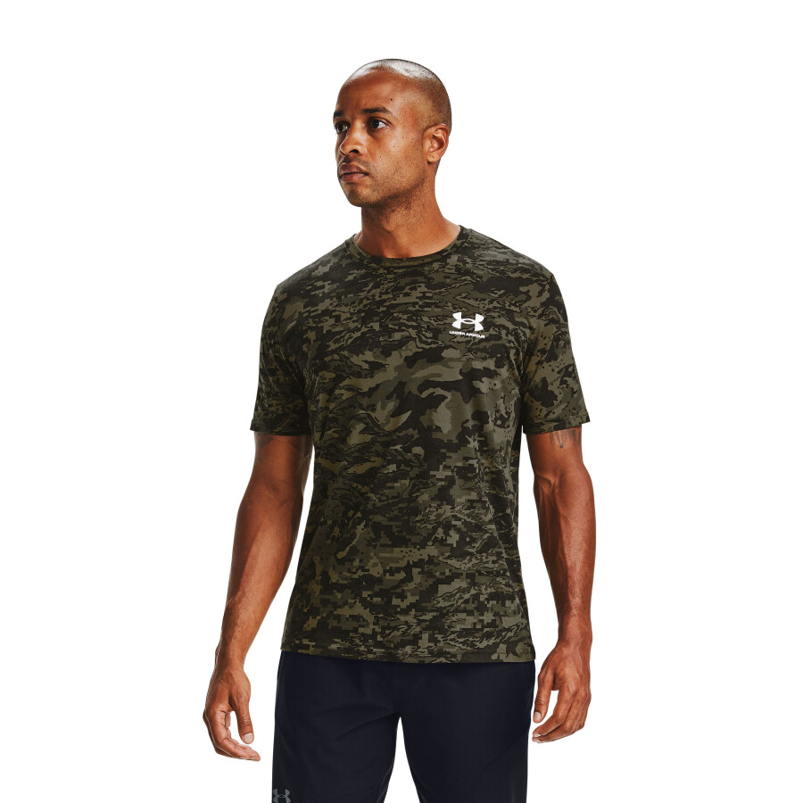 Remera de Hombre Under Armour Camuflado