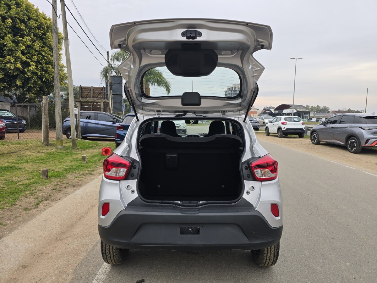 Renault Kwid Zen 2026 EXCELENTE ESTADO! | Permuta / Financia Renault Kwid Zen 2026 EXCELENTE ESTADO! | Permuta / Financia