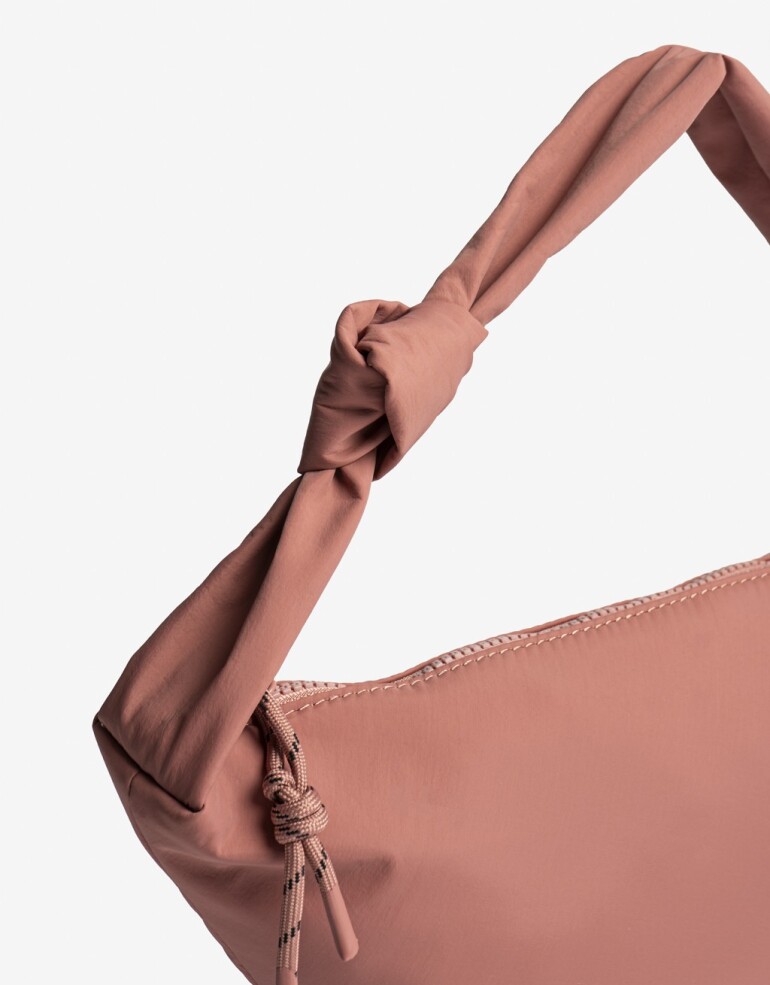 City Nylon Cartera City En Material Reciclado - Rosa Oscuro
