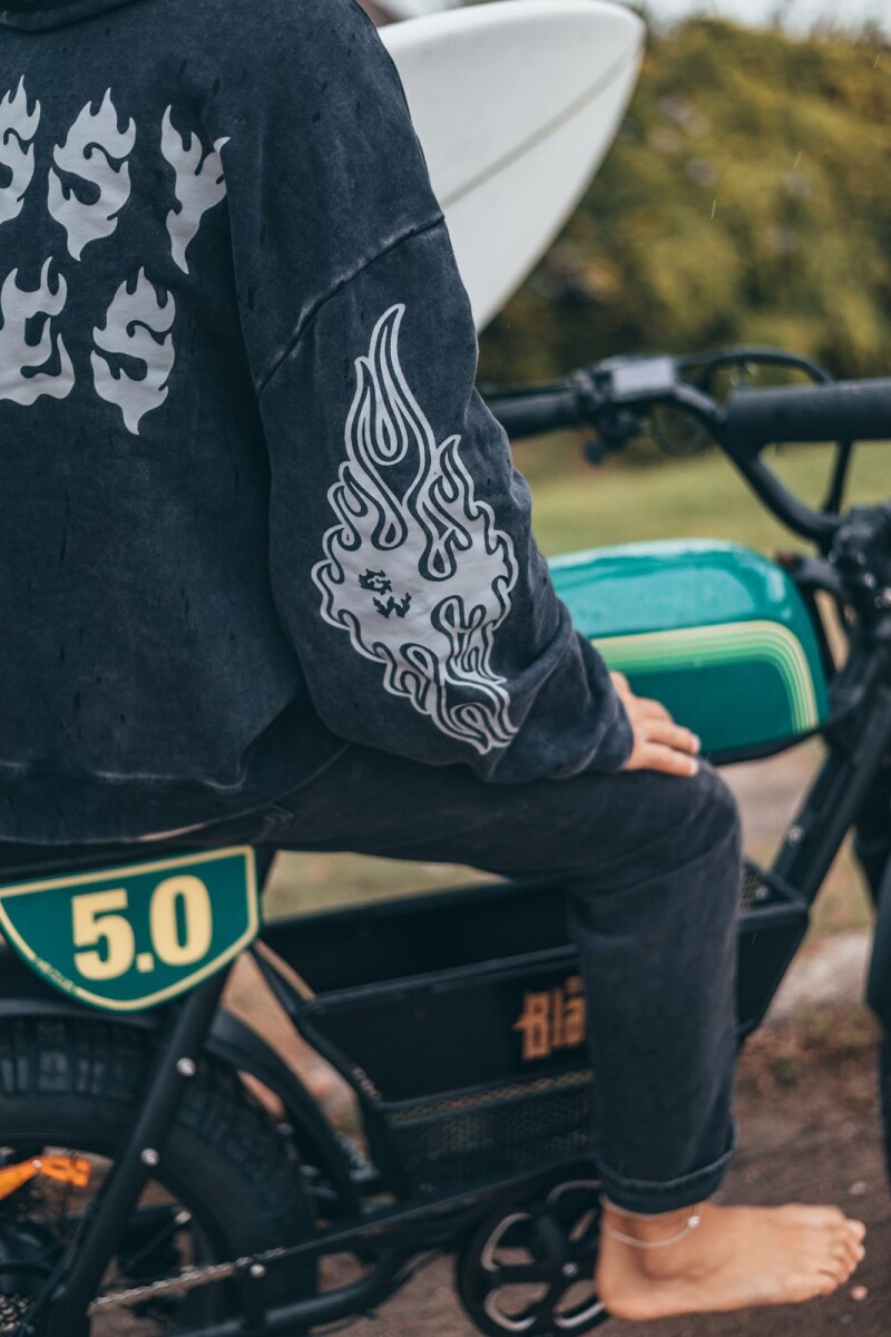 Hoodie Brasa Boxy Fit / Negro Wash U