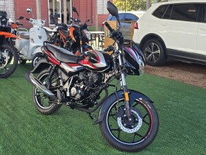 Bajaj Discover 125 cc. 2026 0KM | Permuta / Financia Bajaj Discover 125 cc. 2026 0KM | Permuta / Financia