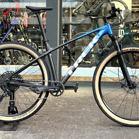 TREK MARLIN 8 TREK MARLIN 8