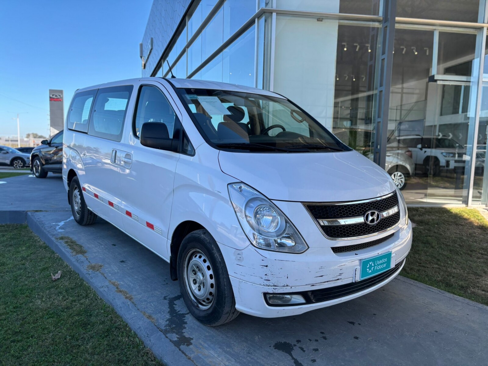 Hyundai H1 12Plz Minibus Diesel - 2014 